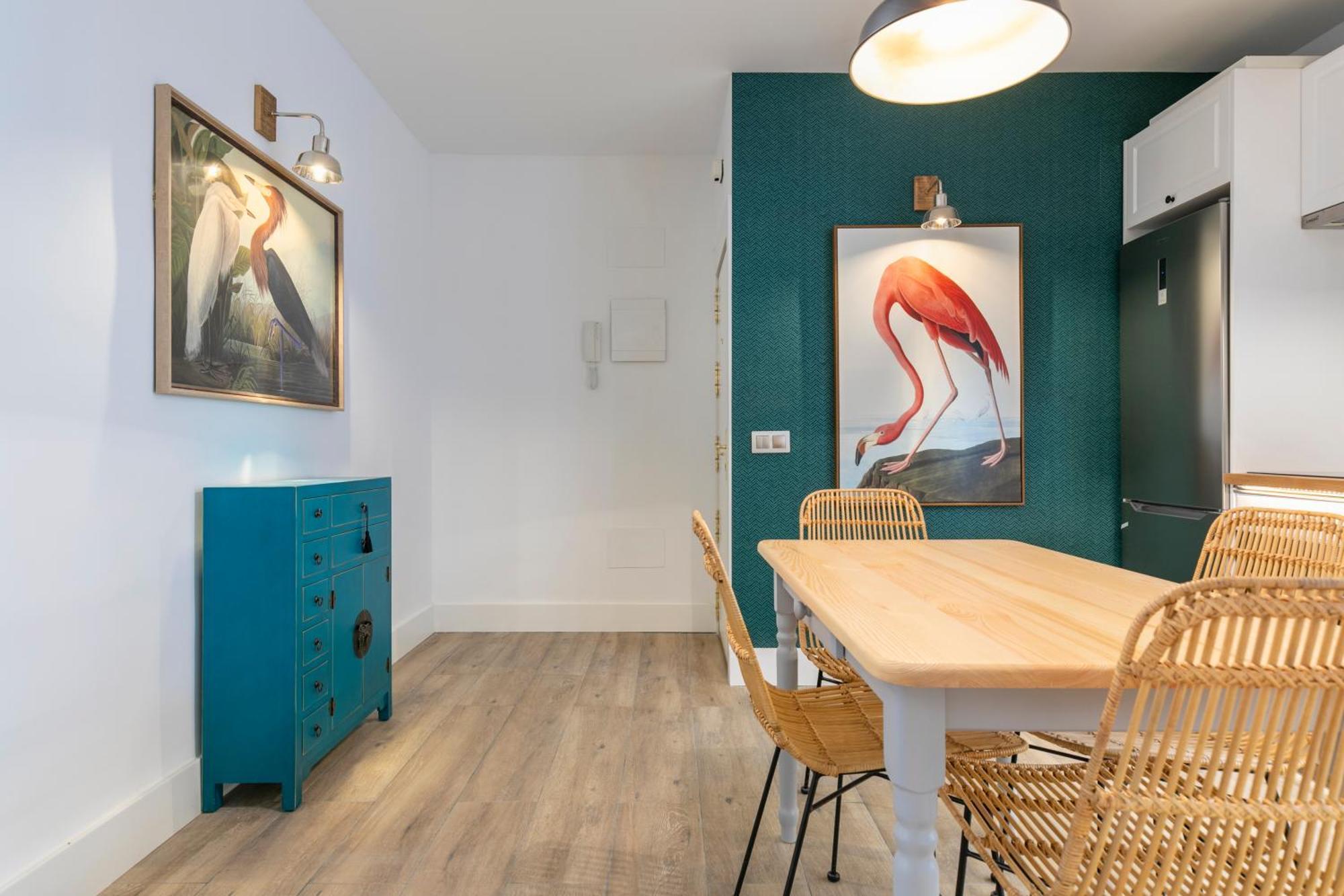 Plaza De Castilla Apartments Madrid Exterior photo