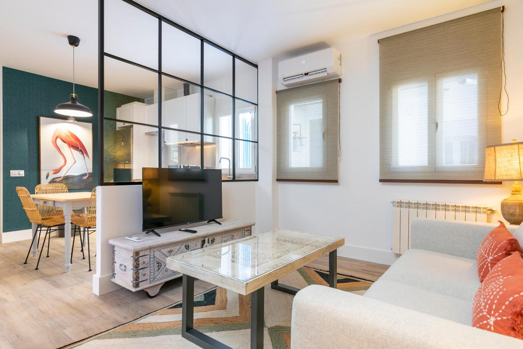 Plaza De Castilla Apartments Madrid Exterior photo
