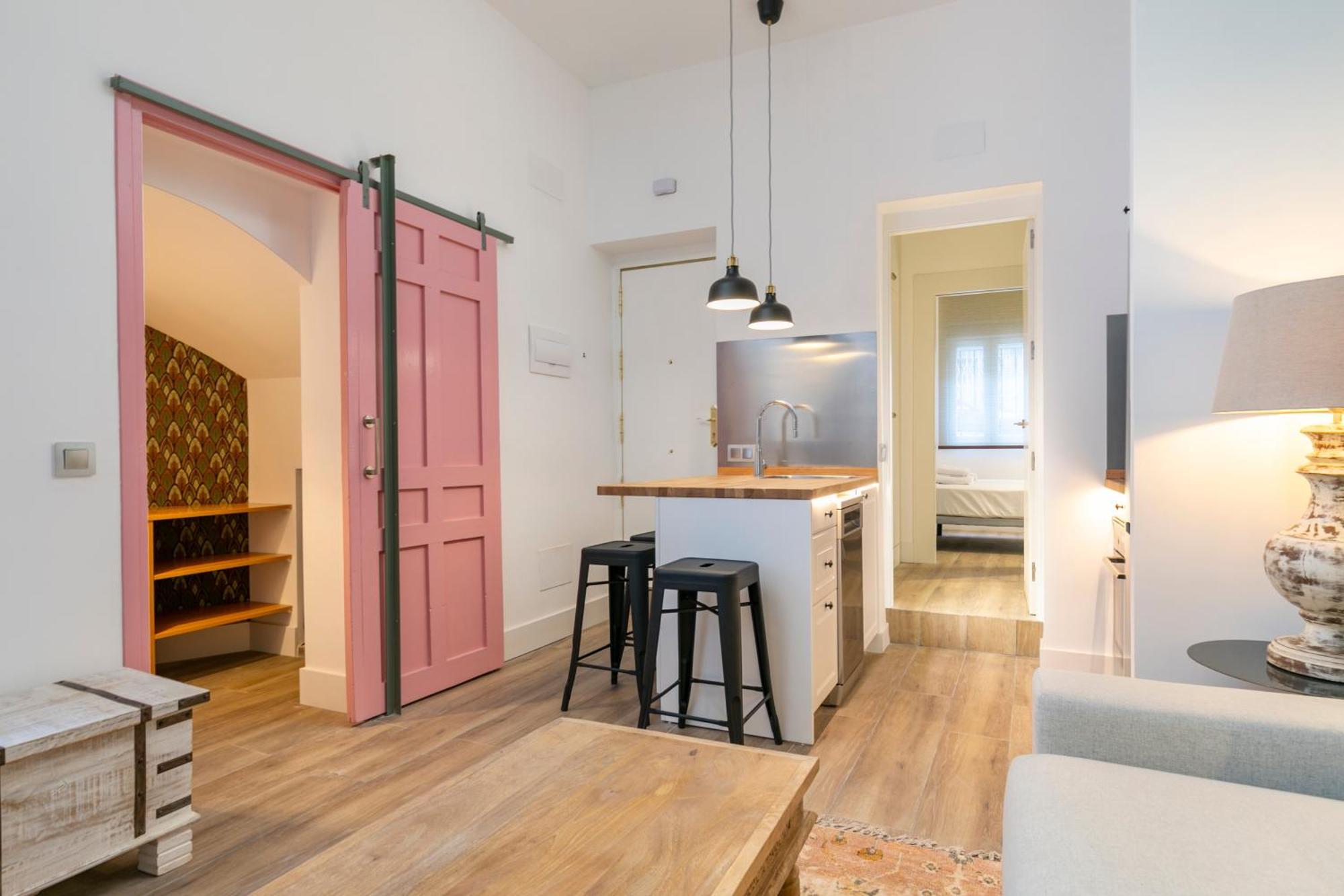 Plaza De Castilla Apartments Madrid Exterior photo